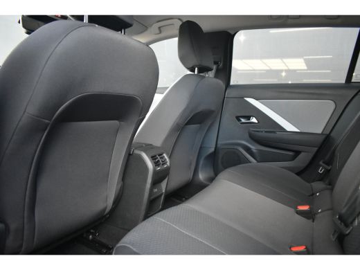 Opel Astra Sports Tourer Opel 1.6 Turbo Plug-In Hybrid 180pk Automaat | Navigatie by App | Parkeersensoren |... ActivLease financial lease