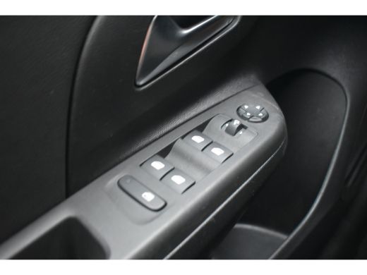 Opel Corsa Opel 1.2 Elegance 100pk | Achteruitrijcamera | Navi By App | Dodehoekdetectie | Cruise Control | ... ActivLease financial lease
