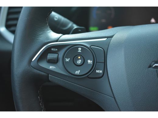 Opel Grandland Opel 1.6 Turbo Plug-In Hybrid Level 3 225pk Automaat | Adaptive Cruise | Stuur/Stoelverwarming | ... ActivLease financial lease