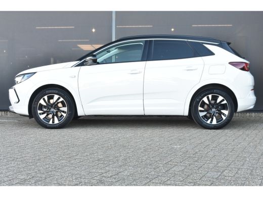 Opel Grandland Opel 1.6 Turbo Plug-In Hybrid Level 3 225pk Automaat | Adaptive Cruise | Stuur/Stoelverwarming | ... ActivLease financial lease