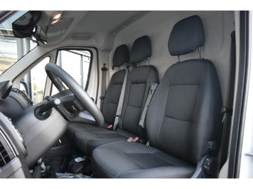 Opel Movano 2.2D L2H1 120pk 3.0t | Trekhaak | Achteruitrijcamera | Full-LED | Dodehoek-Detectie | Airco | Cru... ActivLease financial lease