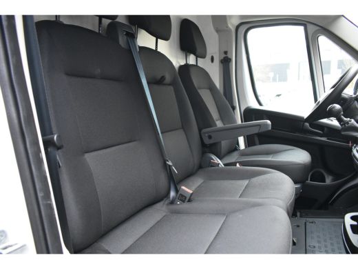 Opel Movano Opel 2.2D L2H1 120pk 3.0t | Trekhaak | Achteruitrijcamera | Full-LED | Dodehoek-Detectie | Airco ... ActivLease financial lease