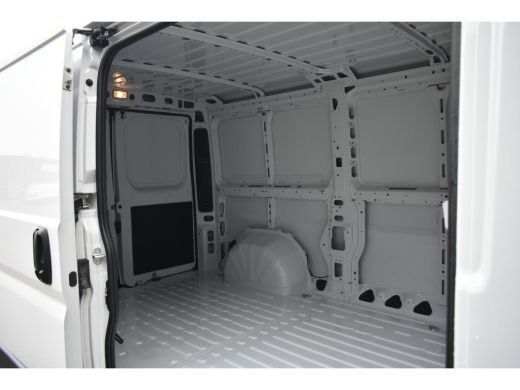 Opel Movano Opel 2.2D L2H1 120pk 3.0t | Trekhaak | Achteruitrijcamera | Full-LED | Dodehoek-Detectie | Airco ... ActivLease financial lease