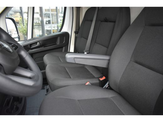 Opel Movano Opel 2.2D L2H1 120pk 3.0t | Trekhaak | Achteruitrijcamera | Full-LED | Dodehoek-Detectie | Airco ... ActivLease financial lease
