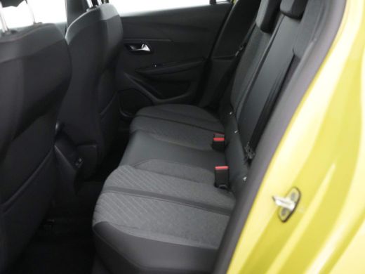 Peugeot 208 Peugeot Allure | 16" Lichtmetalen velgen 'ELBORN' | Climate Control | Dashboard en deurpanelen in... ActivLease financial lease