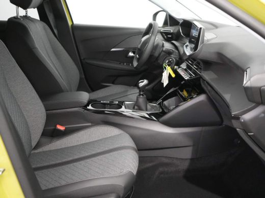 Peugeot 208 Peugeot Allure | 16" Lichtmetalen velgen 'ELBORN' | Climate Control | Dashboard en deurpanelen in... ActivLease financial lease