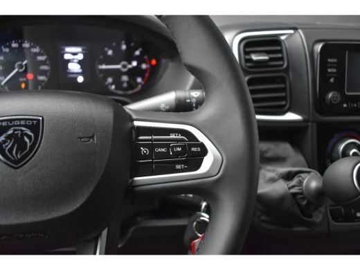 Peugeot Boxer Peugeot 2.2D L2H1 120pk 3.0t | Trekhaak | Achteruitrijcamera | Full-LED | Dodehoek-Detectie | Air... ActivLease financial lease