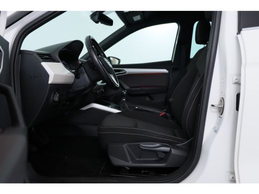 Seat Arona 1.0 TSI Xcellence Launch Edition | Trekhaak | Camera | Climate Control | Cruise Control | Parkeer... ActivLease financial lease