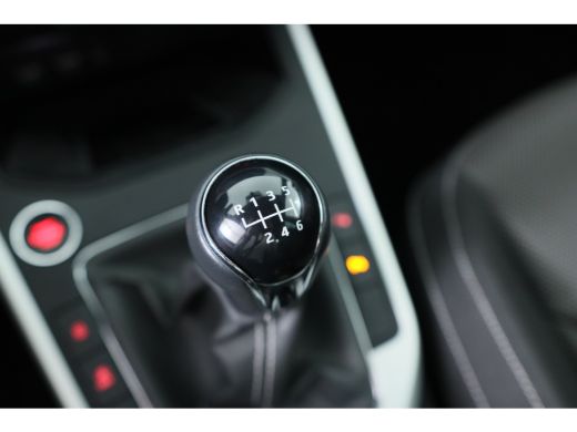 Seat Arona 1.0 TSI Xcellence Launch Edition | Trekhaak | Camera | Climate Control | Cruise Control | Parkeer... ActivLease financial lease
