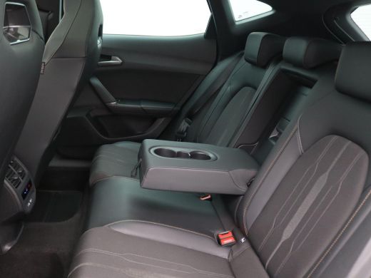Seat Formentor 1.4 e-Hybrid 204PK DSG kuipstoelen, panoramadak, full led, trekhaak, adaptive cruise, dodehoekdet... ActivLease financial lease