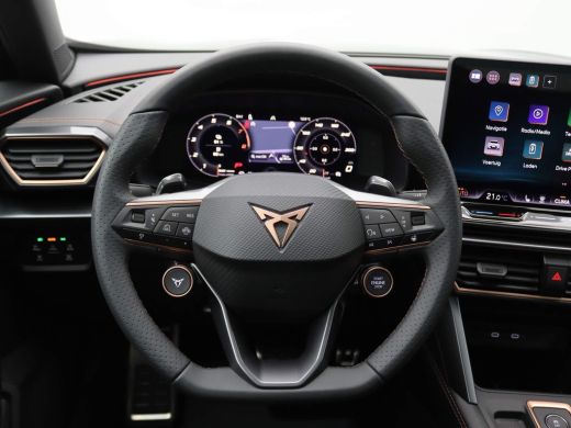 Seat Formentor 1.5 TSI e-Hybrid VZ Performance Trekhaak, Led matrix, 360 gr. camera, side assist, adaptive cruis... ActivLease financial lease