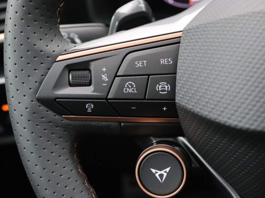 Seat Formentor 1.5 TSI e-Hybrid VZ Performance Trekhaak, Led matrix, 360 gr. camera, side assist, adaptive cruis... ActivLease financial lease