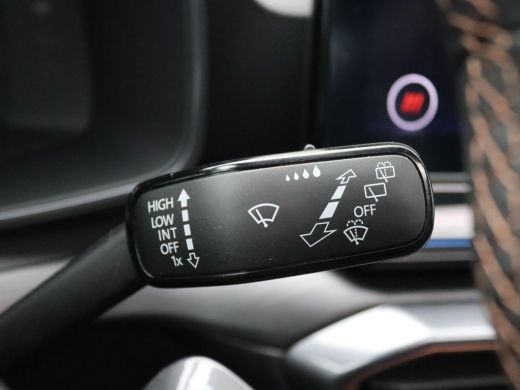 Seat Leon Sportstourer 1.4 e-Hybrid VZ Performance 245PK DSG panoramadak, full led, adaptive cruise met travel assist, a... ActivLease financial lease