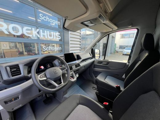 Volkswagen Crafter 35 2.0 TDI 177 pk L3H3 Exclusive Automaat ActivLease financial lease