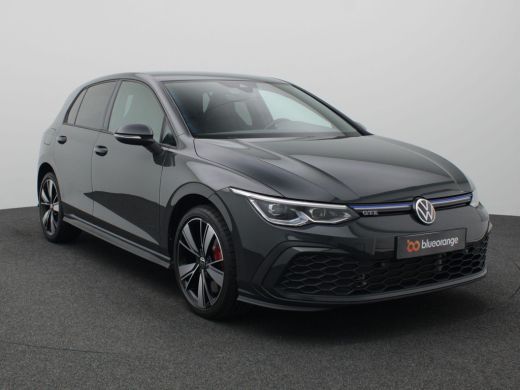 Volkswagen Golf 1.4 eHybrid GTE 245PK DSG full led, adaptive cruise met travel assist, side assist, stuur-stoelve... ActivLease financial lease