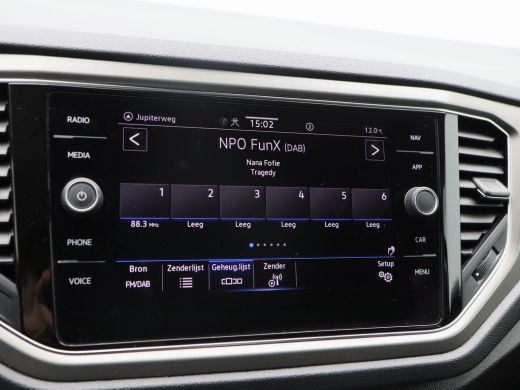 Volkswagen T-Roc 1.0 TSi 110 Pk Style | Airco | Adaptive Cruise | Navigatie | Android/Apple Carplay | 29.708 Km!! ActivLease financial lease