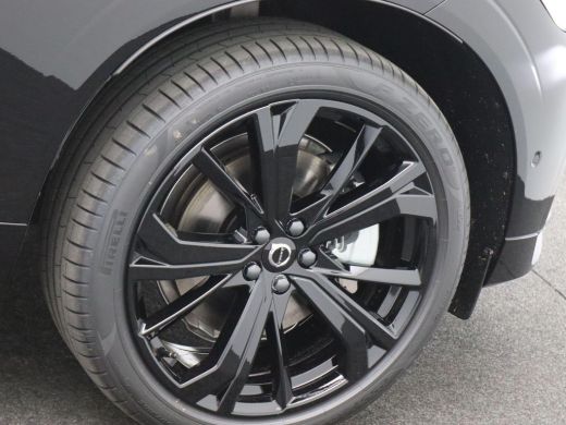 Volvo  XC60 2.0 T6 Plug-in hybrid AWD Plus Black Edition 350PK Panoramadak, trekhaak, alarm, leder, elektrisc... ActivLease financial lease