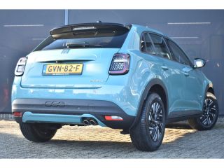 Fiat 600 Fiat 1.2 Hybrid 136 Urban Automaat DEMO-DEAL! | Navigatie | Keyless-Entry | Achteruitrijcamera | ...