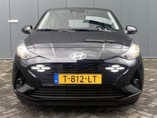 Hyundai i10 1.0i 67 5MT Comfort 4-zits | Actieve rijbaanassistentie (LKA) | Airconditioning, manueel | Armste...
