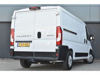Peugeot Boxer Peugeot 2.2D L2H1 120pk 3.0t | Betimmering | Trekhaak | Achteruitrijcamera | Full-LED | Dodehoek-...