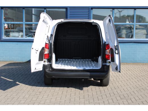 Citroën Berlingo 1.5 100pk L1 | VOORRAAD ACTIE! | 2,9% FINANCIAL LEASE! | Achteruitrijcamera | Navigatie By App | ... ActivLease financial lease