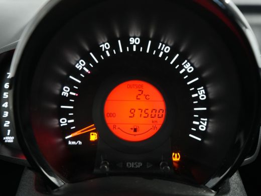 Citroën C1 1.0 VTi Feel | Bestuurdersstoel in hoogte verstelbaar | Bluetooth telefoonvoorbereiding | Elektri... ActivLease financial lease