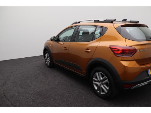 Dacia SANDERO Stepway 1.0 TCe 90 Comfort | Achteropkomend verkeer waarschuwing | Achteruitrijcamera | Airco ActivLease financial lease