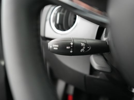 Fiat 500 1.0 Hybrid ActivLease financial lease