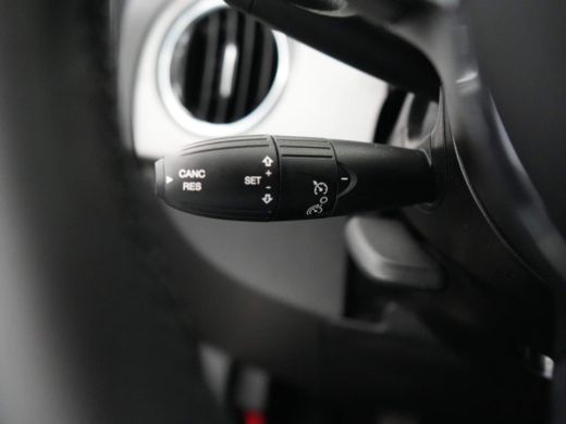 Fiat 500 1.0 Hybrid | Airco | Bestuurdersstoel in hoogte verstelbaar | DAB ontvanger ActivLease financial lease