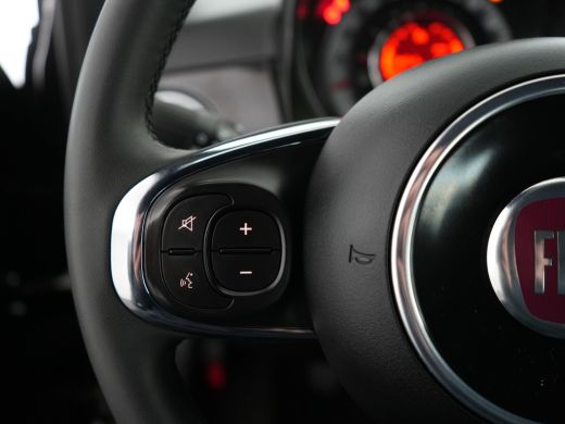 Fiat 500 1.0 Hybrid | Bestuurdersstoel in hoogte verstelbaar | DAB ontvanger | Metaalkleur ActivLease financial lease
