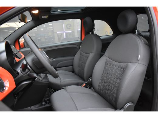 Fiat 500 Fiat 1.0 Hybrid Dolcevita Finale DEMO-DEAL! | Panoramadak | Apple Carplay | Android Auto | Parkee... ActivLease financial lease