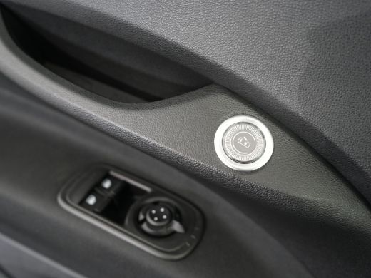 Fiat 500 42 kWh | Achteruitrijcamera | Airco (automatisch) | Apple Carplay/Android Auto|telefoonintegratie... ActivLease financial lease