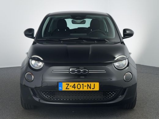 Fiat 500 42 kWh | Achteruitrijcamera | Airco (automatisch) | Apple Carplay/Android Auto|telefoonintegratie... ActivLease financial lease