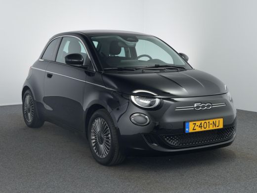 Fiat 500 42 kWh | Achteruitrijcamera | Airco (automatisch) | Apple Carplay/Android Auto|telefoonintegratie... ActivLease financial lease