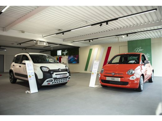 Fiat Doblò 1.5D L1 1000kg 130pk Automaat VOORRAAD-ACTIE! | Navigatie via App | Draadloos Apple Carplay & And... ActivLease financial lease