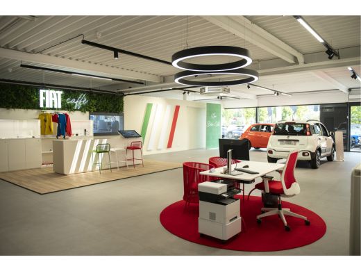 Fiat Doblò 1.5D L1 1000kg 130pk Automaat VOORRAAD-ACTIE! | Navigatie via App | Draadloos Apple Carplay & And... ActivLease financial lease