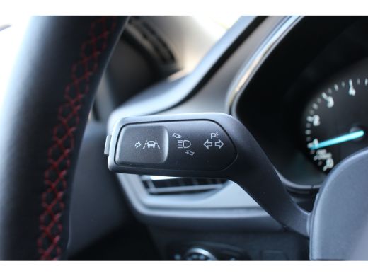 Ford Focus Wagon 1.0EB ST-LINE | NL-AUTO! | WINTERPACK | FULL LED | 18'' LMV | NAVI | CLIMA | CRUISE | DEALE... ActivLease financial lease