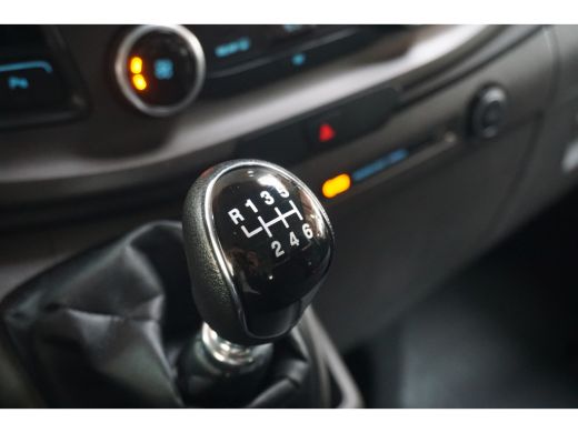 Ford Transit Custom 320 2.0 TDCI L2H1 Trend Kombi | 9-Persoons | BPM-Vrij | PDC Voor + Achter | Cruise Control | Voor... ActivLease financial lease