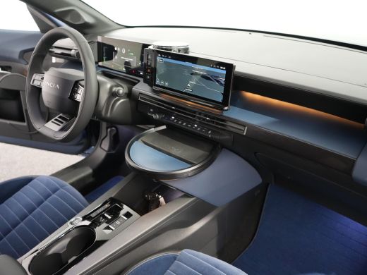 Lancia Ypsilon Lancia Edizione Cassina Limitata 51 kWh | 11 kW lader | Apple Carplay/Android Auto | Bestuurderss... ActivLease financial lease
