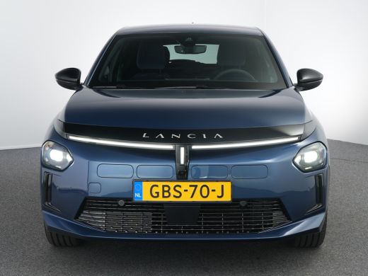 Lancia Ypsilon Lancia Edizione Cassina Limitata 51 kWh | 11 kW lader | Apple Carplay/Android Auto | Bestuurderss... ActivLease financial lease