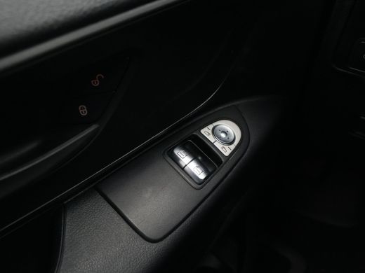 Mercedes Vito 110 CDI Airco Camera Leder Bijrijdersbank ActivLease financial lease