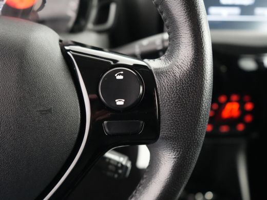 Peugeot 108 1.0 e-VTi Allure | Achteruitrijcamera | Airco | Electronic climate controle ActivLease financial lease
