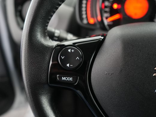 Peugeot 108 1.0 e-VTi Allure | Achteruitrijcamera | Airco | Electronic climate controle ActivLease financial lease