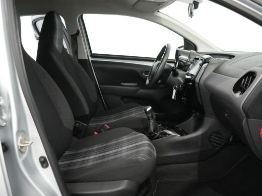 Peugeot 108 1.0 e-VTi Allure | Achteruitrijcamera | Airco | Electronic climate controle ActivLease financial lease