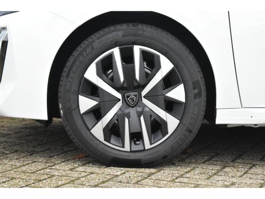 Peugeot 208 1.2 PureTech 75 Style | VOORRAAD-VOORDEEL !! | Navigatie | Parkeersensoren | Draadloos Apple Carp... ActivLease financial lease