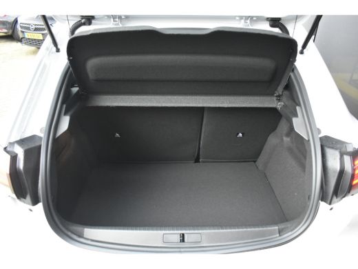 Peugeot 208 1.2 PureTech 75pk Style VOORRAAD VOORDEEL !! | Navigatie By App | Parkeersensoren | Draadloos App... ActivLease financial lease