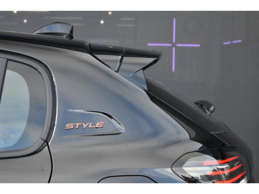 Peugeot 208 1.2 PureTech 75pk Style VOORRAAD VOORDEEL !! | Navigatie By App | Parkeersensoren | Draadloos App... ActivLease financial lease