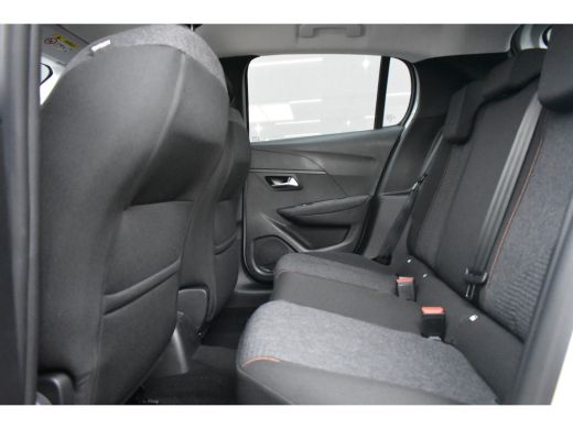Peugeot 208 1.2 PureTech 75pk Style VOORRAAD VOORDEEL !! | Navigatie By App | Parkeersensoren | Draadloos App... ActivLease financial lease