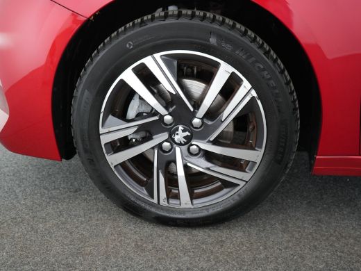 Peugeot 208 1.2 PureTech Blue Lease Allure ActivLease financial lease
