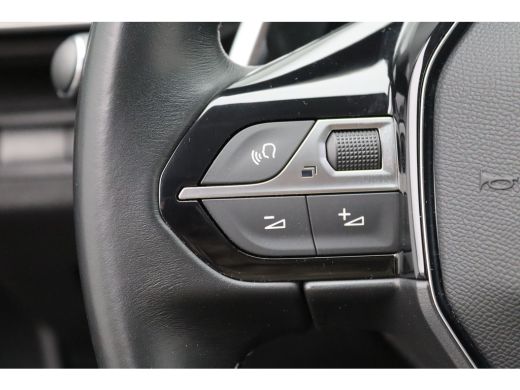Peugeot 3008 Peugeot 1.2 PureTech Blue Lease Premium | Achteruitrijcamera | Elektrisch bedienbare achterklep m... ActivLease financial lease